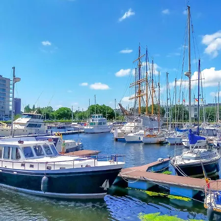 2 Bedroom Cozy In 公寓 *