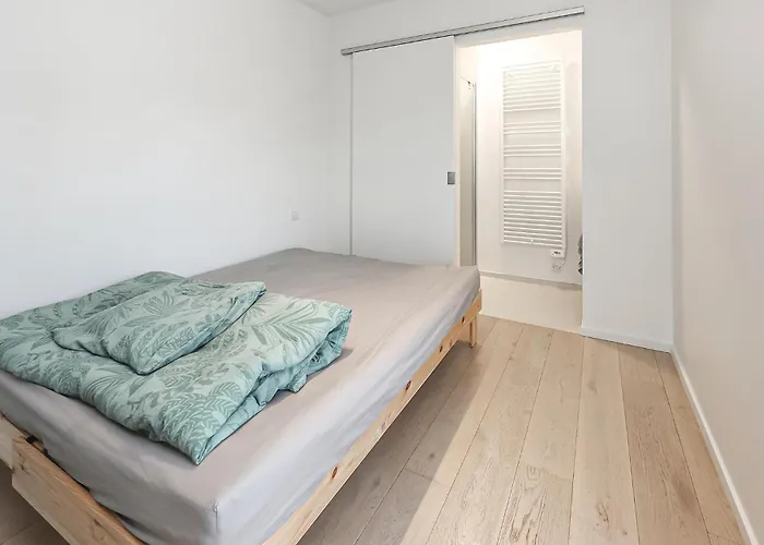 2 Bedroom Cozy In Ostend